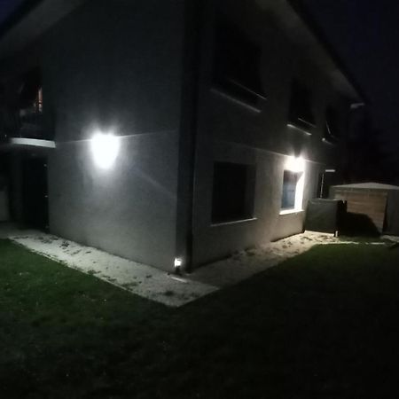 Plaisir Des Pres - Appartement T3, Jardin, Parking Chaponost Экстерьер фото